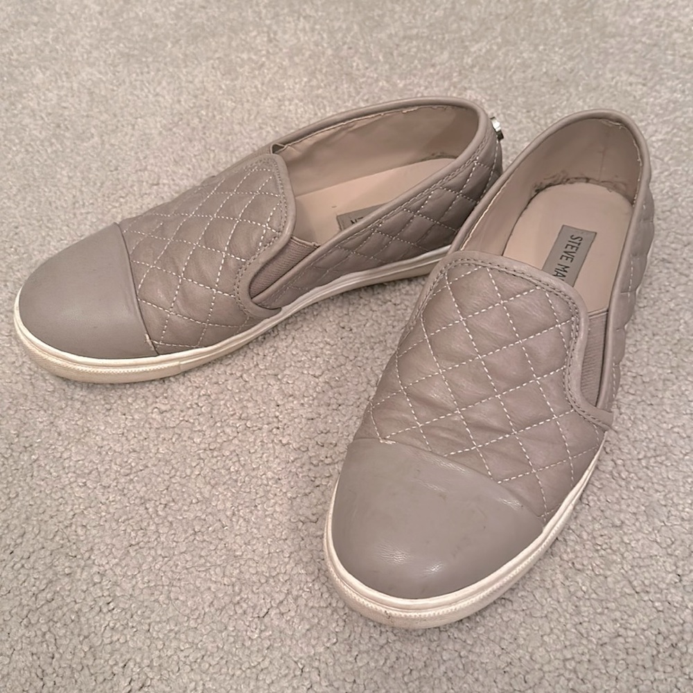 Steve Madden Flats